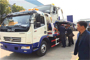 永川汽车道路救援拖车价格